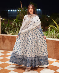 Kainat Printed Maxi Set