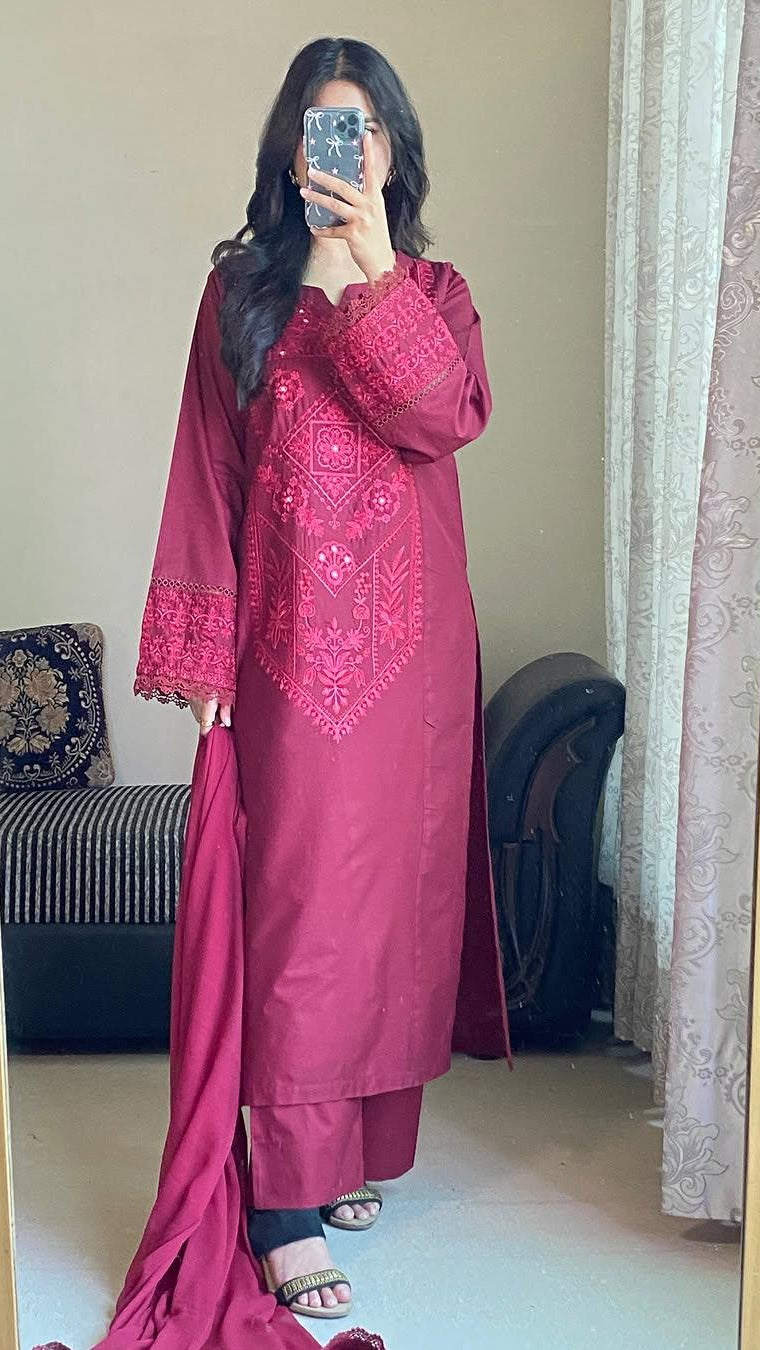 Roha Embroidered 3pc