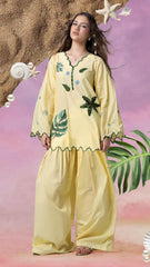 Wao Embroidered Set